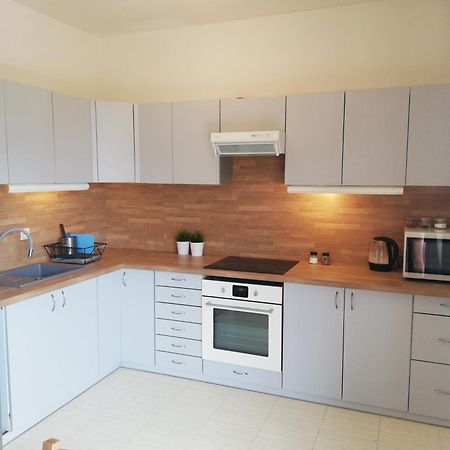 Apartament Na Deptaku W Lecznej Leczna Zewnętrze zdjęcie