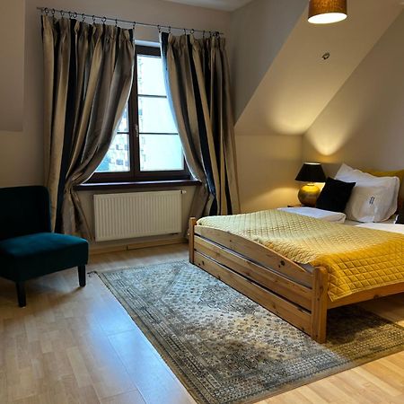Apartament Na Deptaku W Lecznej Leczna Zewnętrze zdjęcie