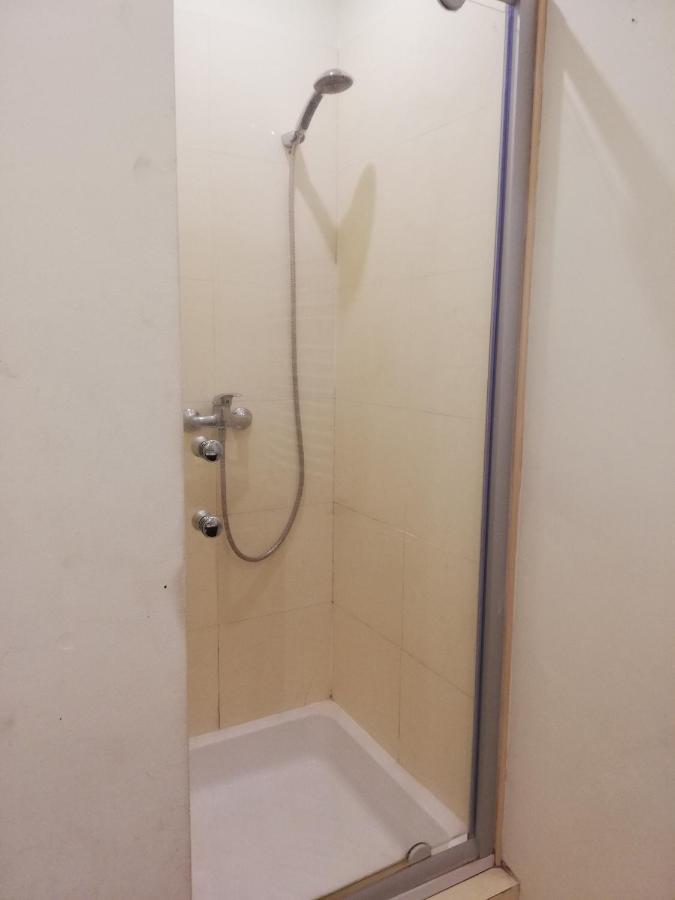 Apartament Na Deptaku W Lecznej Leczna Zewnętrze zdjęcie