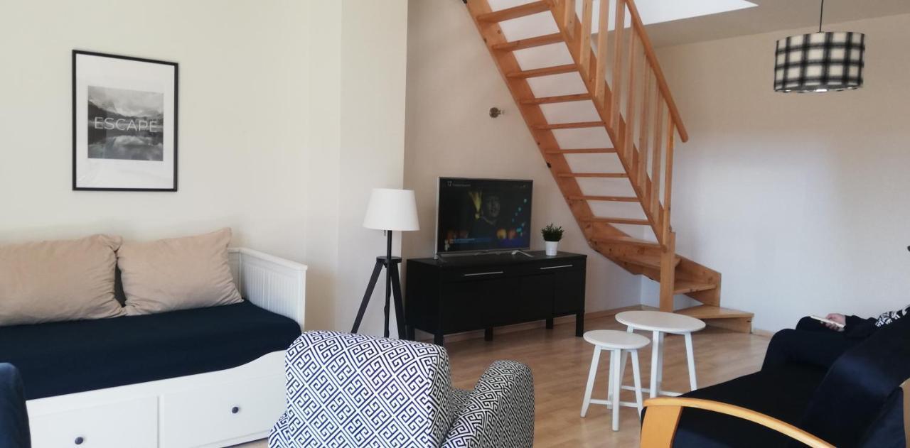Apartament Na Deptaku W Lecznej Leczna Zewnętrze zdjęcie