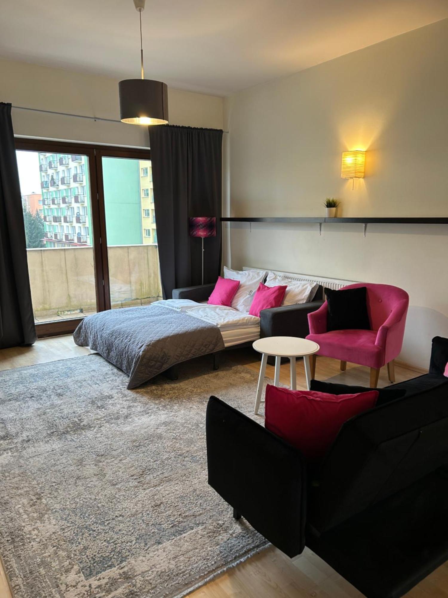 Apartament Na Deptaku W Lecznej Leczna Zewnętrze zdjęcie